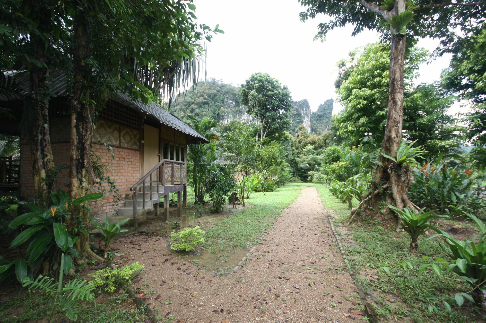 Baan Khao Sok Resort Khao Sok National Park Esterno foto